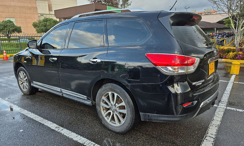 Nissan Pathfinder 3....
