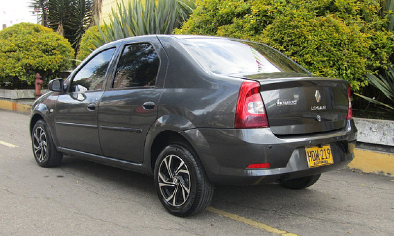Renault Logan 1.4 Fa...