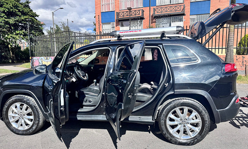 Jeep Cherokee 3.2 Li...