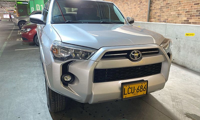 Toyota 4Runner 4.0 S...