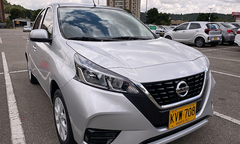 Nissan March 1.6 Sen...