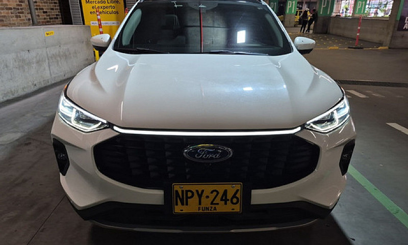 Ford Escape 2.5 Plat...