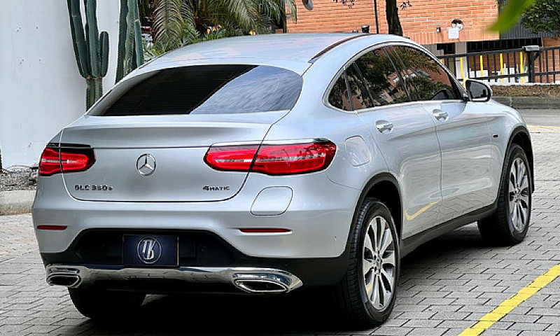 Mercedes-Benz Clase ...