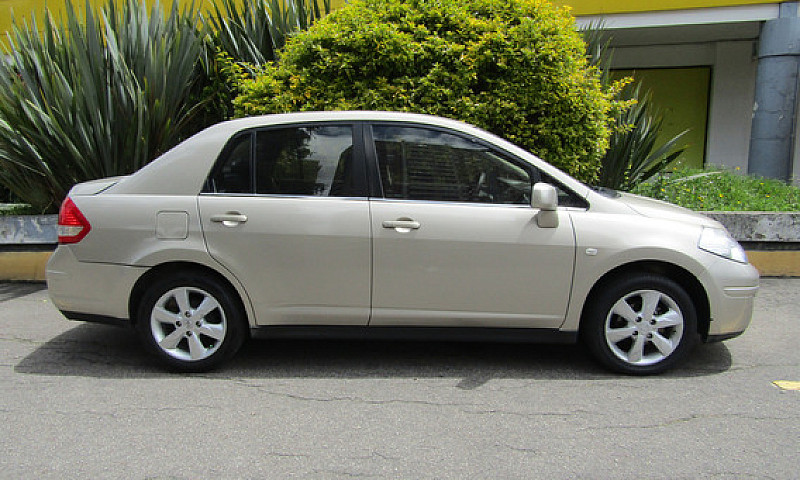 Nissan Tiida 1.8 Sd ...