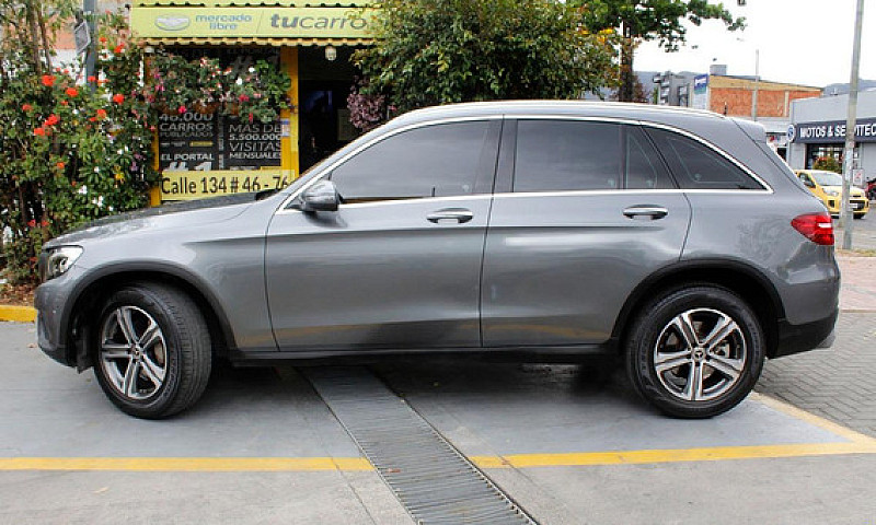 Mercedes-Benz Clase ...
