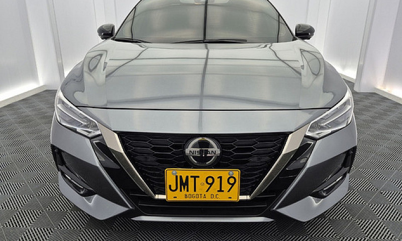 Nissan Sentra At 2.0...