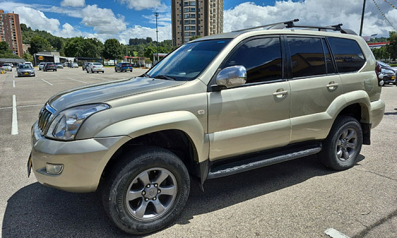 Toyota Land Cruiser ...