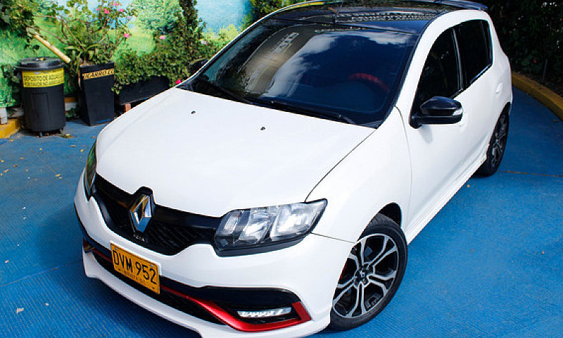 Renault Sandero 2.0 ...