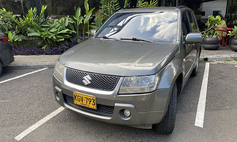 Suzuki Grand Vitara ...