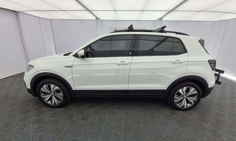 Volkswagen T-Cross 1...