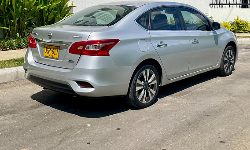Nissan Sentra 1.8 B1...
