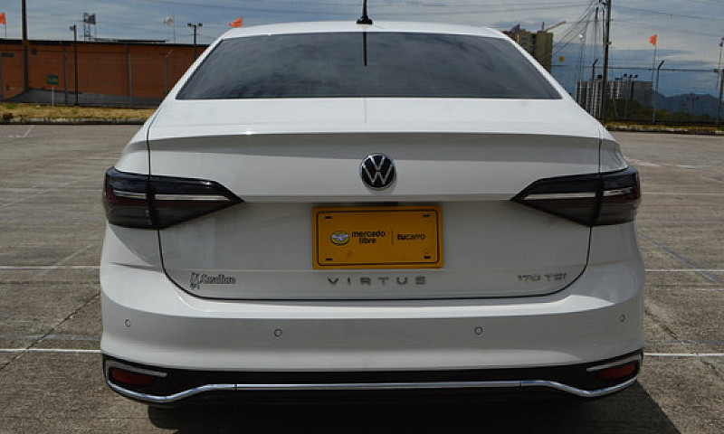 Volkswagen Virtus 1....