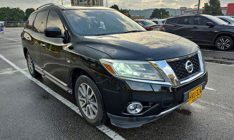 Nissan Pathfinder 3....