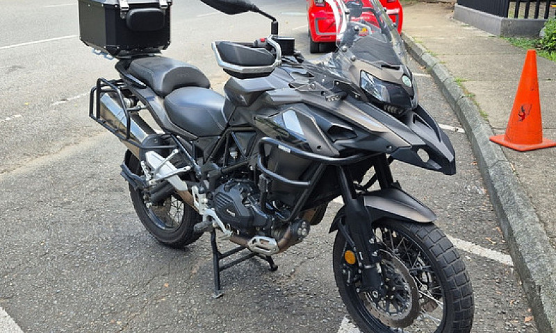 Benelli Trk 502X 202...