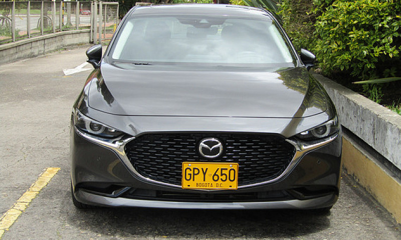 Mazda 3 2.0 Grand To...