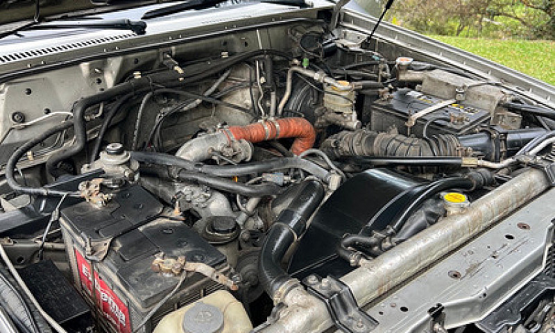 Nissan Patrol 3.0 Y6...