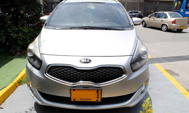 Kia Carens 2.0 Suv E...
