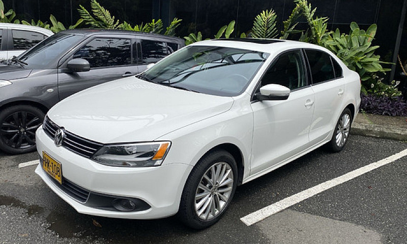 Volkswagen Jetta 2.5...