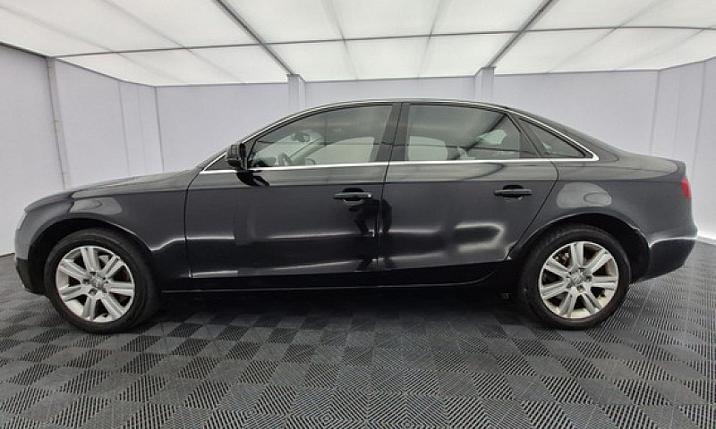 Audi A4 Turbo 1.8 Lu...