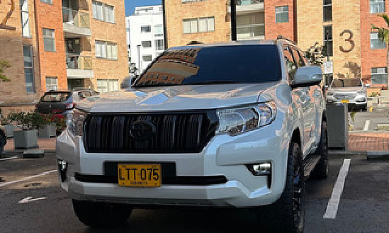 Toyota Prado 2.7 Dié...