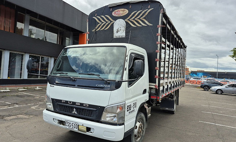 Mitsubishi Fuso 4.9 ...