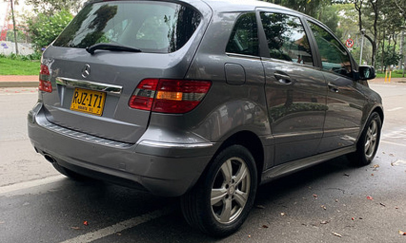 Mercedes-Benz Clase ...