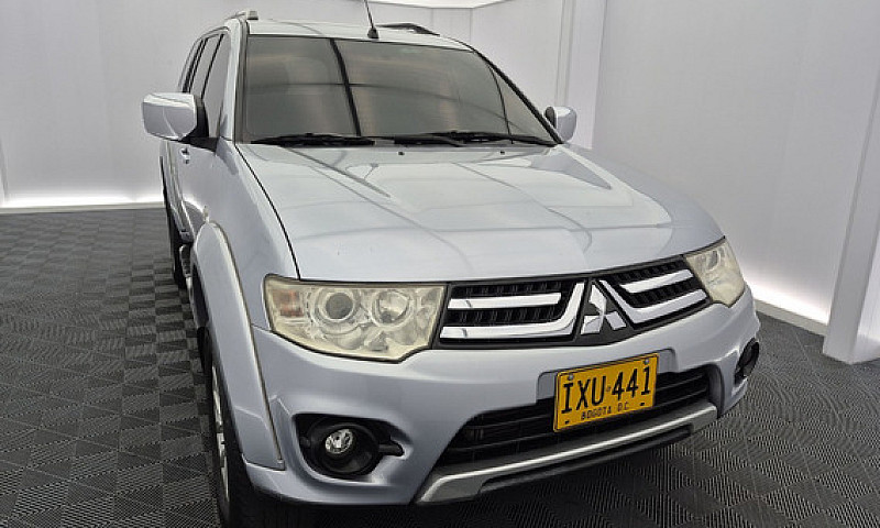 Mitsubishi Nativa 2....