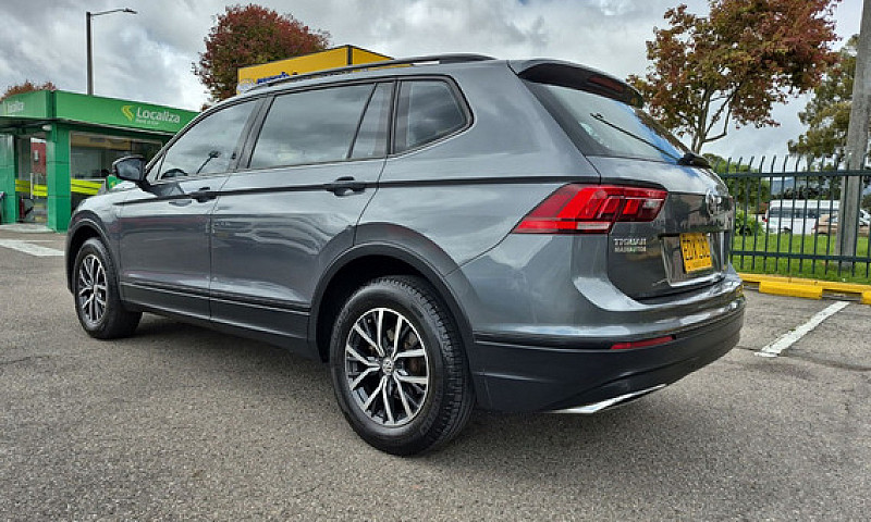 Volkswagen Tiguan Al...