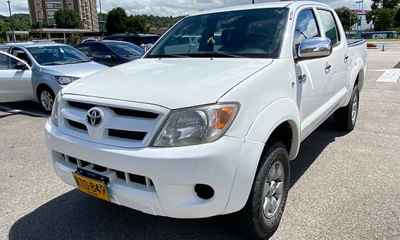 Toyota Hilux 2.7 4X4...