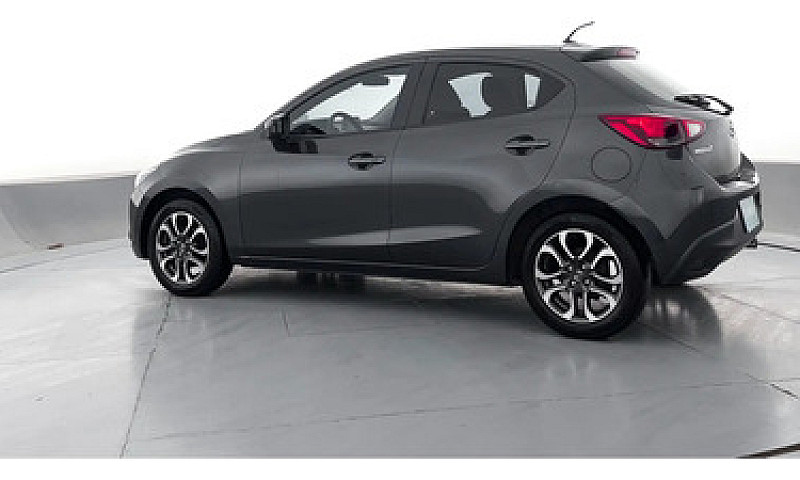 Mazda 2 Grand Tourin...