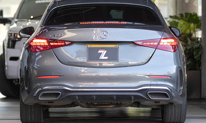 Mercedes-Benz Clase ...