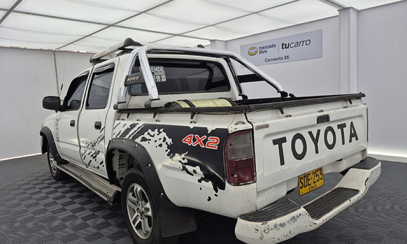 Toyota Hilux 2.4 Et...
