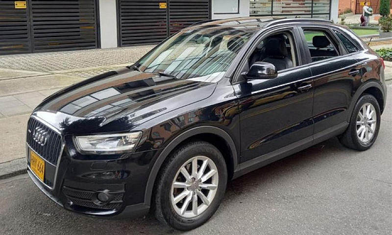 Audi Q3 2.0T Quattro...