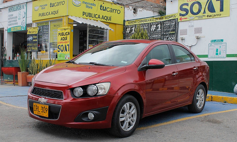 Chevrolet Sonic 1.6 ...