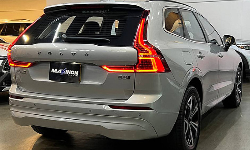 Volvo Xc60 B5 Moment...