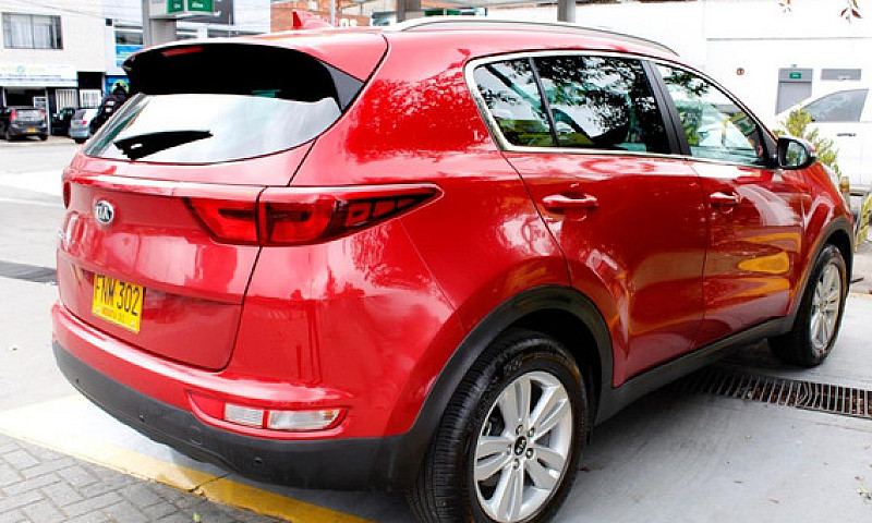 Kia Sportage 2.0 At ...