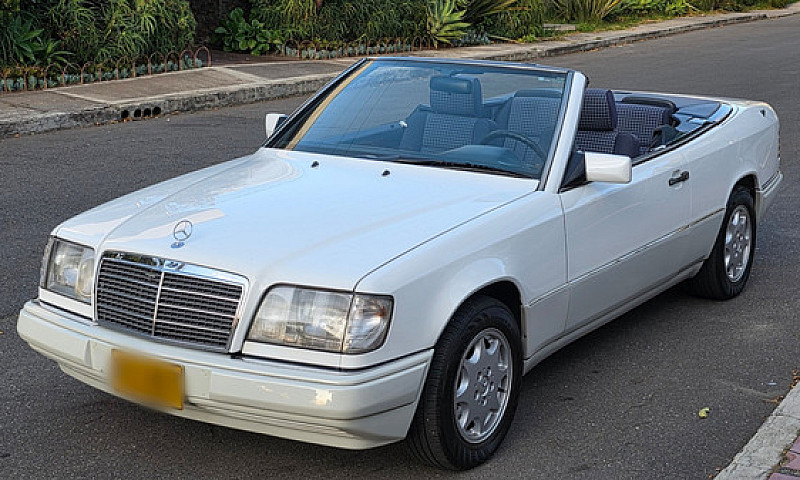 Mercedes Benz E200 C...