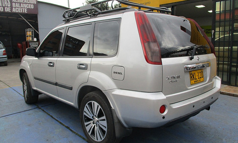 Nissan X-Trail Class...