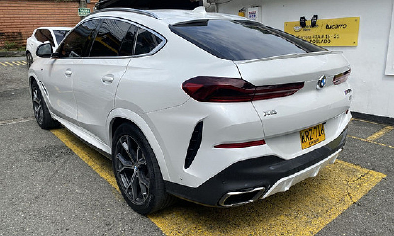 Bmw X6 4.4 M50I Blin...