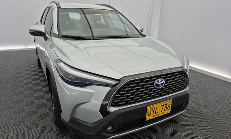 Toyota Corolla Cross...