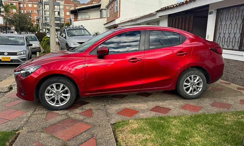 Mazda 2 Touring 1.5...