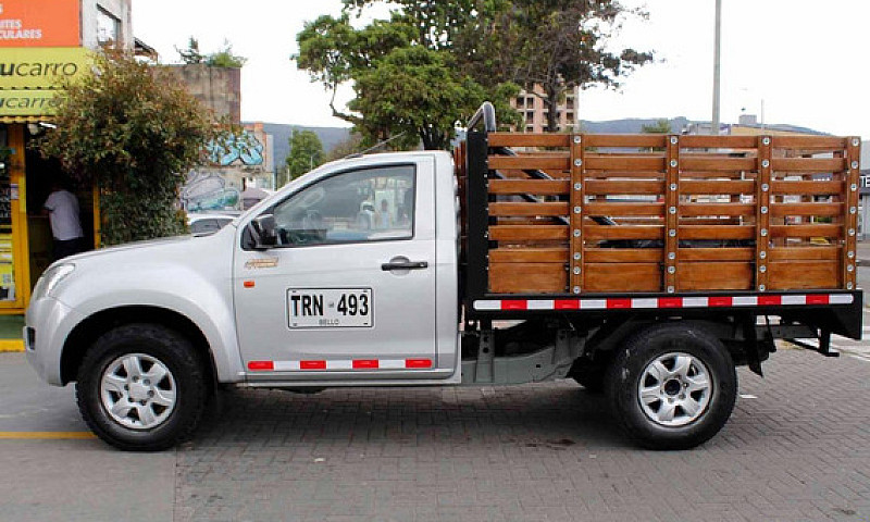 Chevrolet D-Max Esta...