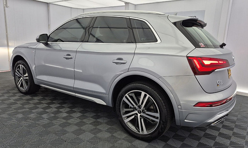 Audi Q5 2.0  Tfsi Mh...