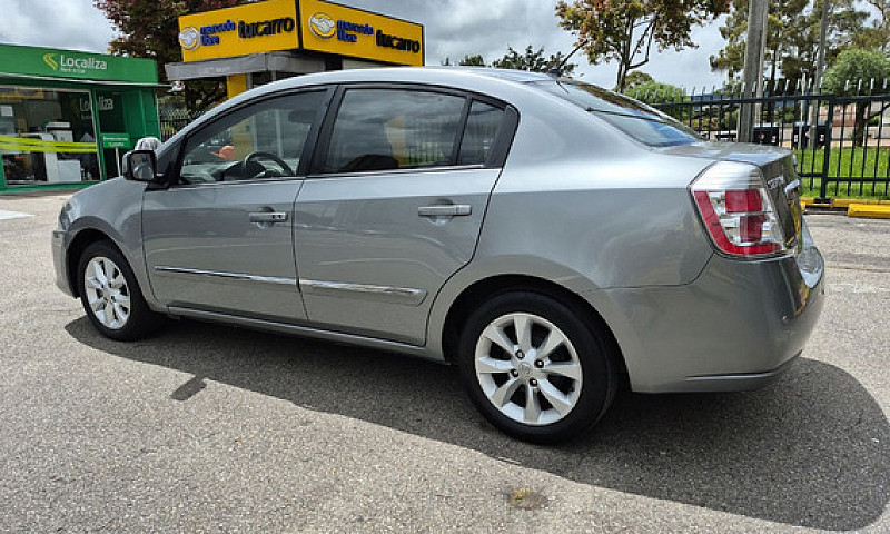 Nissan Sentra 2.0 Sl...
