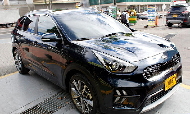Kia Niro 1.6 Hibrida...