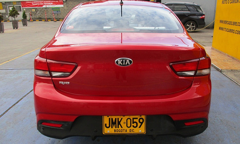 Kia Rio   1400Cc Mt ...