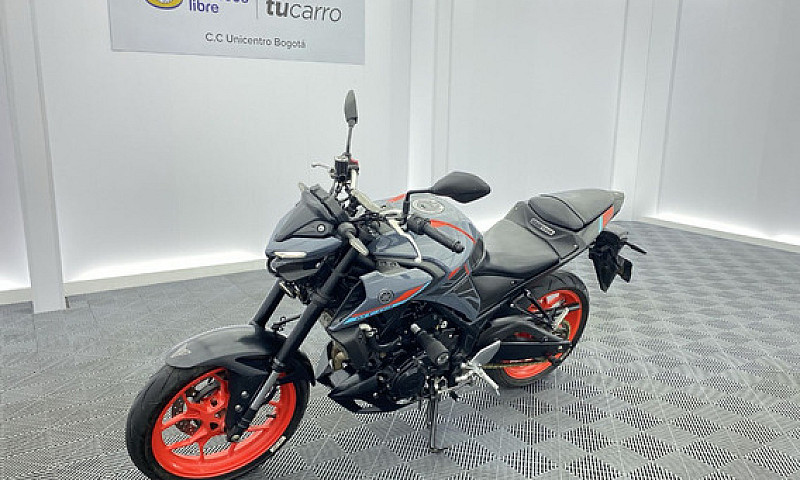 Yamaha Mt03 ...