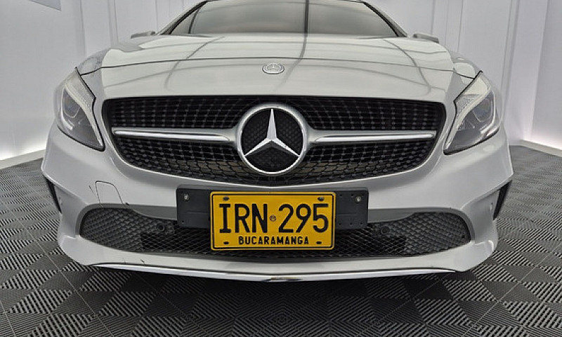 Mercedes-Benz Clase ...