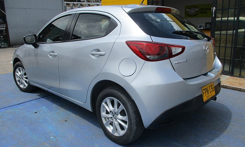 Mazda 2   1500Cc At ...