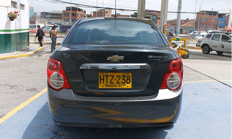 Chevrolet Sonic 1.6 ...
